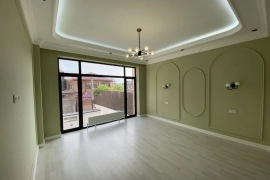 Продам, Продается 2 этажный готовый участок с площадью 2,5 соток на Дархане