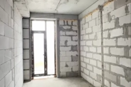 Sotaman, Namangan shahar Afsona masjidi oldida kvartira sotiladi