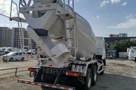 Продам, Mikser (Автобетономиксер) HOWO-T7S 6x4 - 10 куб.м