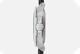 Sotaman, Швейцарские часы фирмы Oris Aquis. Механические с автоподзаводом.