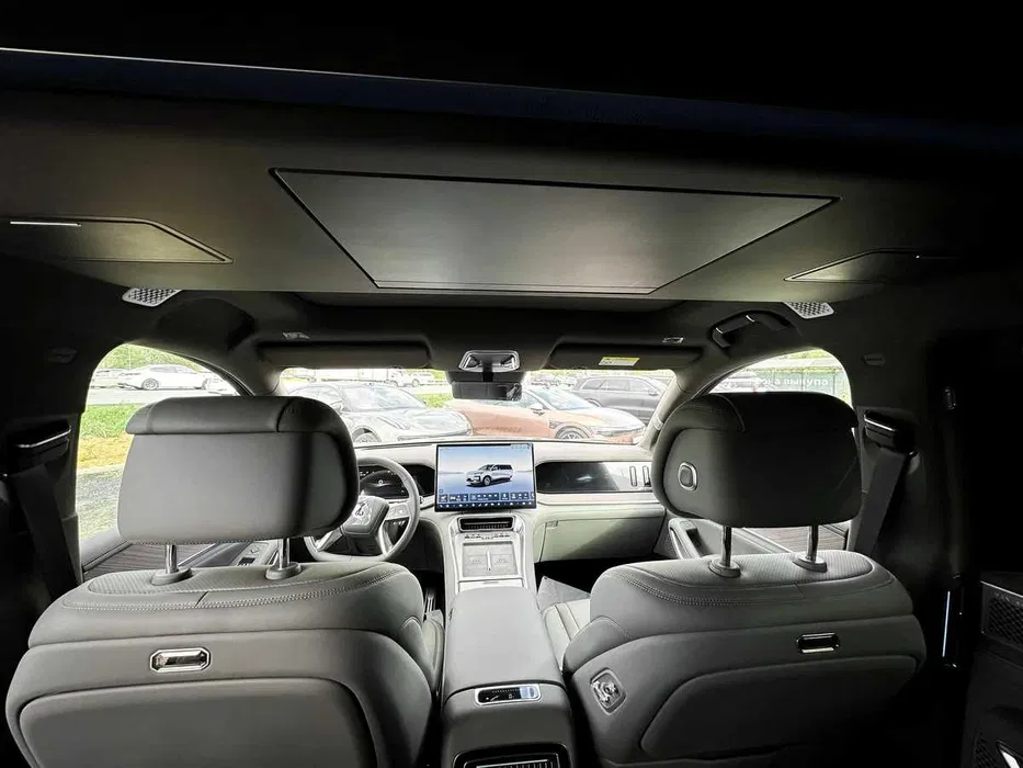 Продается гибридный внедорожник Denza N9 (full version)