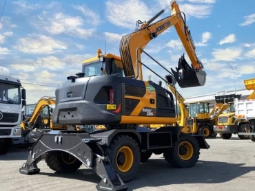 Продам, Эксватор ROBSTER XN85-Y