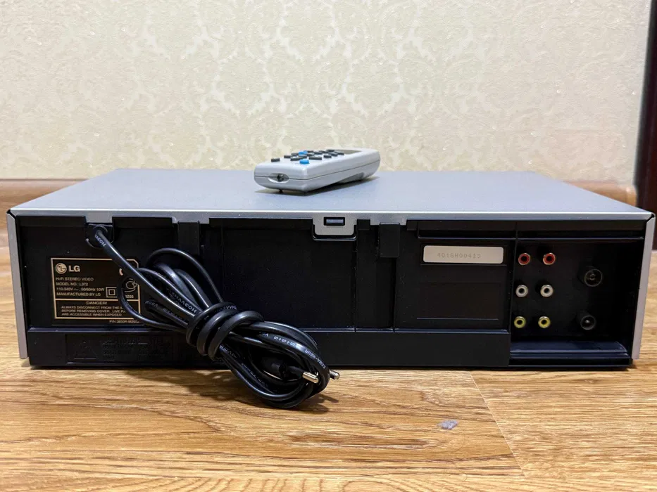 Видеомагнитофон LG 6-Head Hi-Fi Stereo. Made In Korea! [Новый]