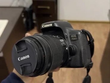 Продам, Canon 750d kamolekt