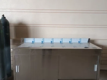 Продам, Стол нержавейка рабочий кухонный мойка стеллаж стиллаж мебель ошхона