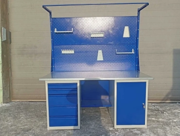 Продам, Верстак металлический, лабораторный верстак, Слесарный верста