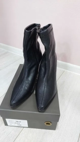 Продам, Продаются сапоги женские