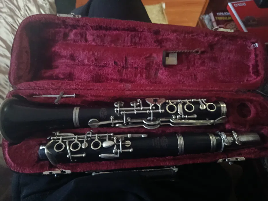 Продается музыкальный кларнет