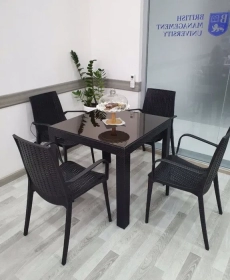 Продам, Пластмас Столы со стульями для дачи и кафе 3-х цветах