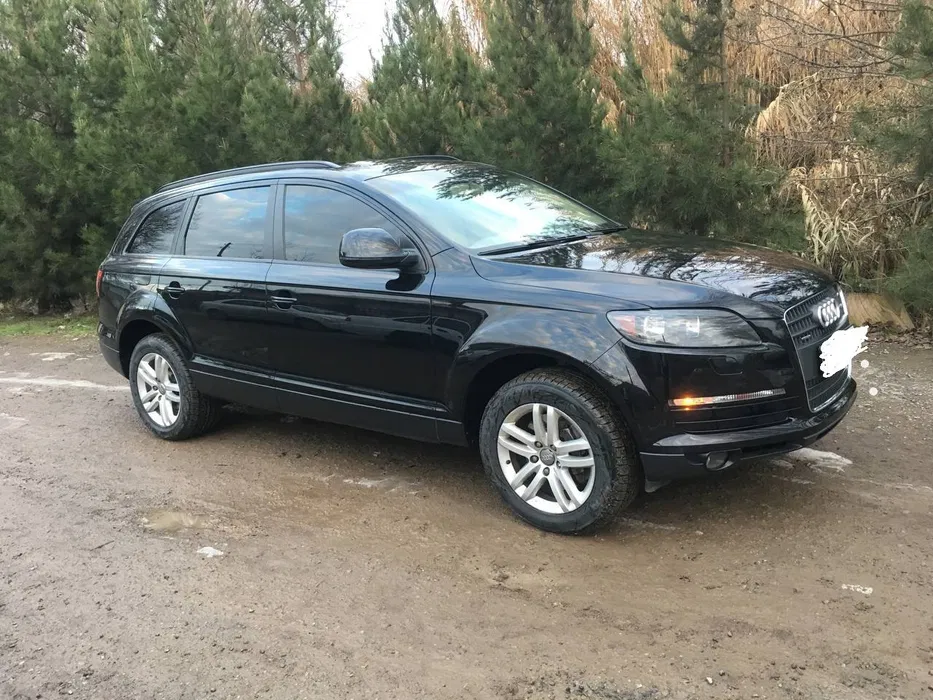 Audi Q7 