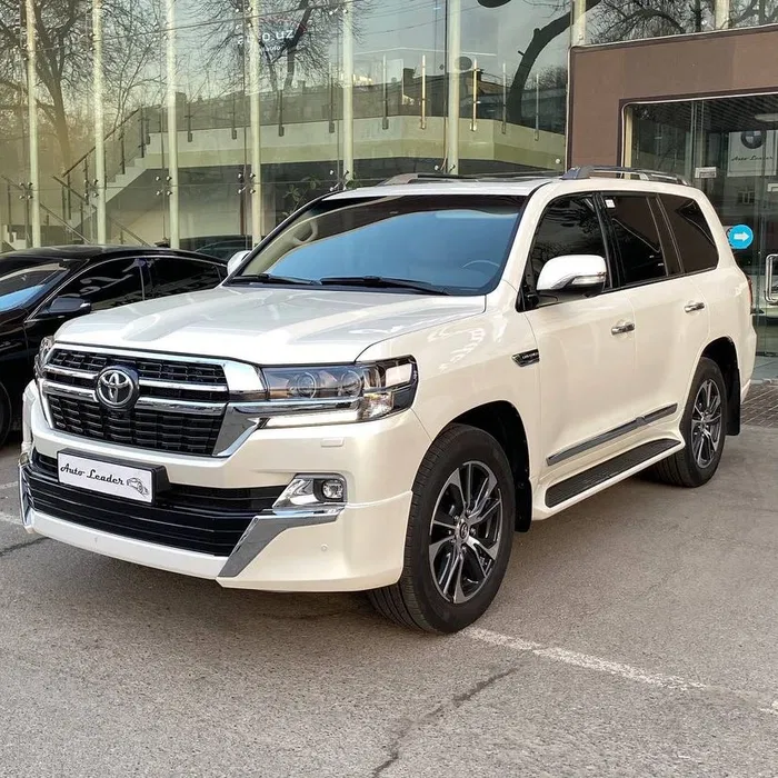 Toyota Land Cruiser 200
