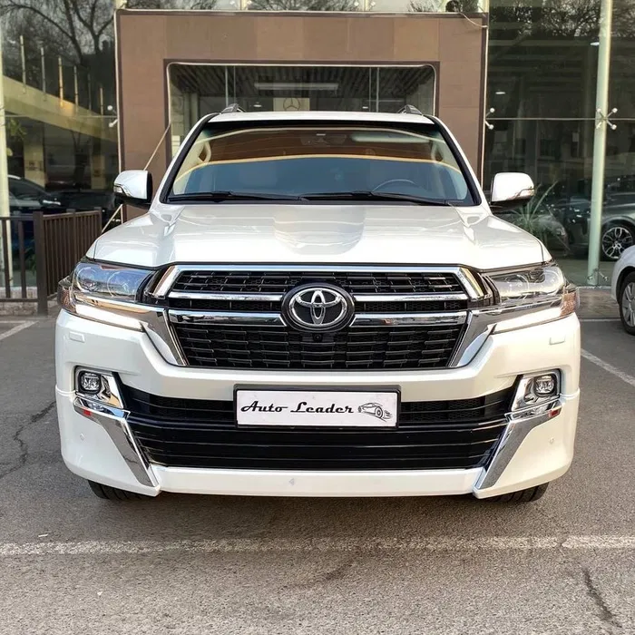 Toyota Land Cruiser 200