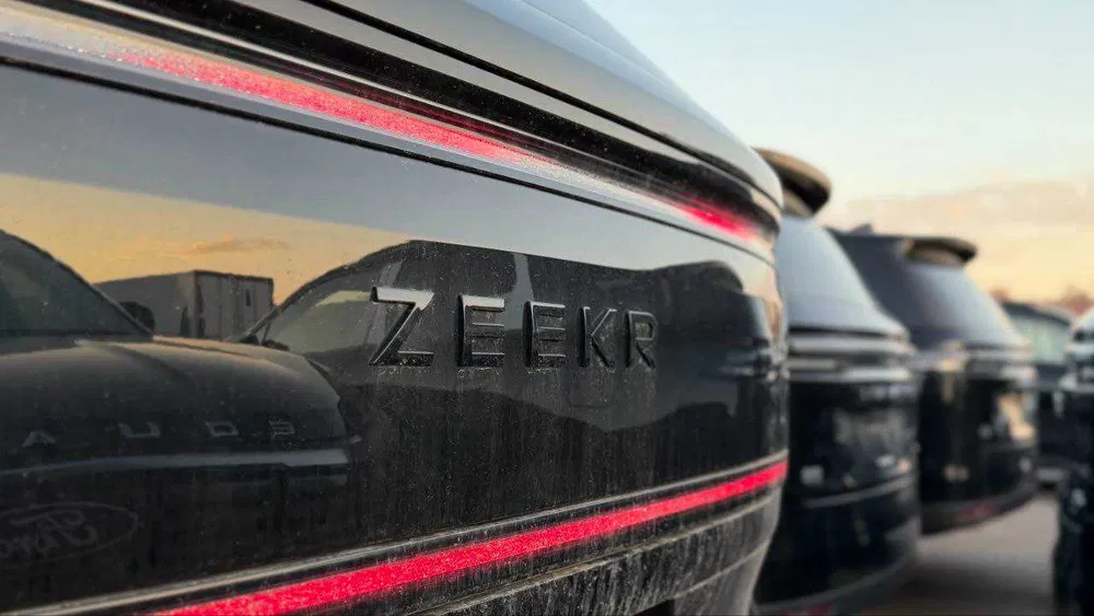 Zeekr 9x Ultra Total Black +допы (в наличии/tayyor)Nasiyaga beriladi