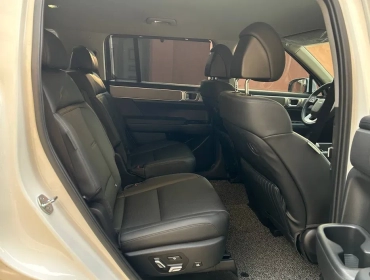 Продам, Hyundai Santa fe продаётся есть бартер срочна превезина из Корее