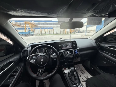 Продам, Kia Sonet 3 poz Full srochni sotiladi 2024,2025 yil