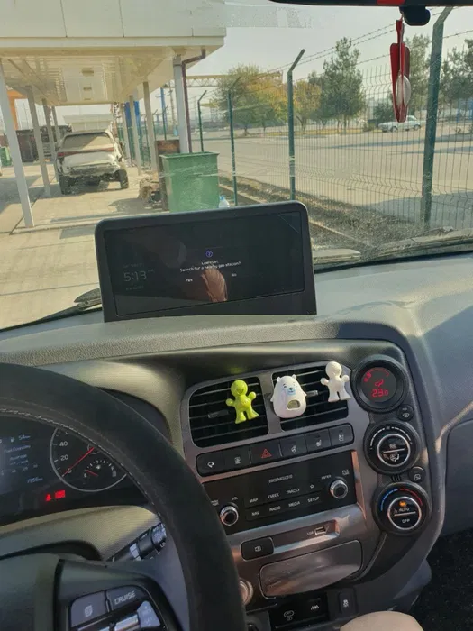 KIA Bongo 3 polniy ful 2024 yili nalichida 7000 probek