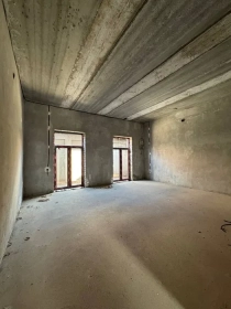 Продам, Уч кахрамон Обод махалла 2.4 сотик 5 хона коробка 2 кават срочно