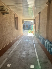 Продам, Продаётся уютный дом в Мирабадском районе