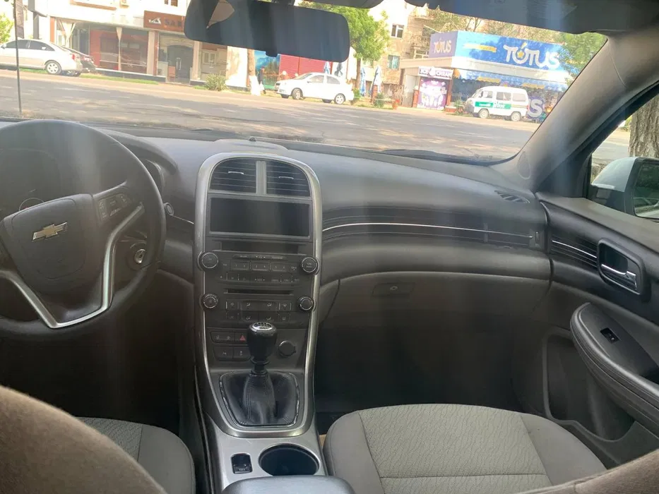 Chevrolet Malibu 1