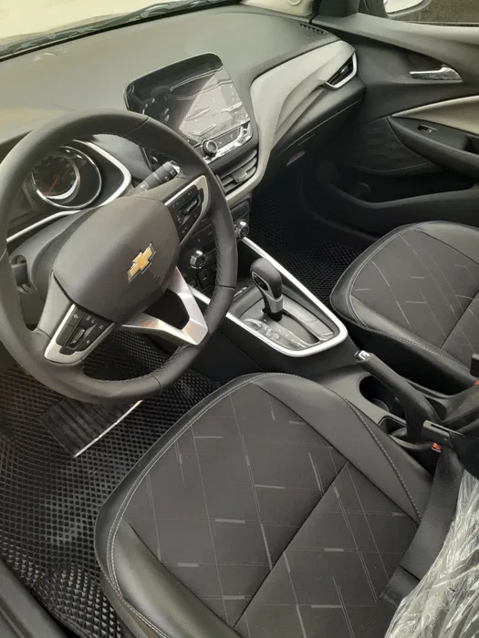  Onix Premier 1