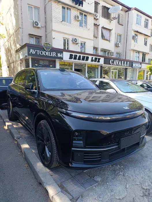 Li7 ultra restayling натариусга тайер