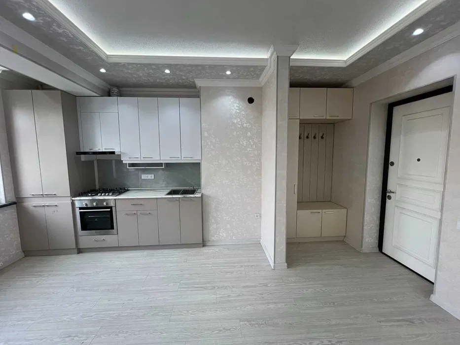 “Mingchinor” yangi turar-joy majmuasi. Kvartira sotiladi. Yunusobod sh., 8 kv.m. (2/3/9 kv.m.)