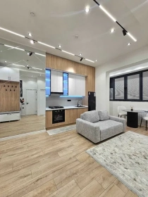 Продам, Срочно!! Oz Mahal 2 комнатная Авторский ремонт под ключ Бизнес класса