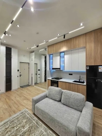 Продам, Срочно!! Oz Mahal 2 комнатная Авторский ремонт под ключ Бизнес класса