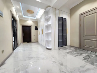 Аренда, Новая квартира в новостройке на Алайском! 4 комнатная большая квартира