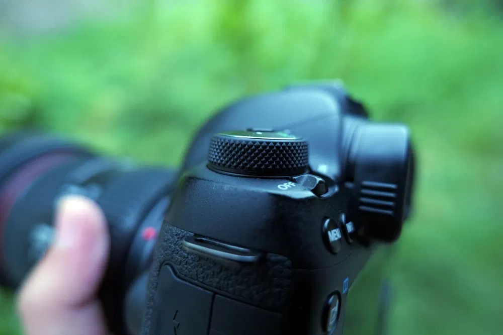 Canon 5D mark4 sotiladi