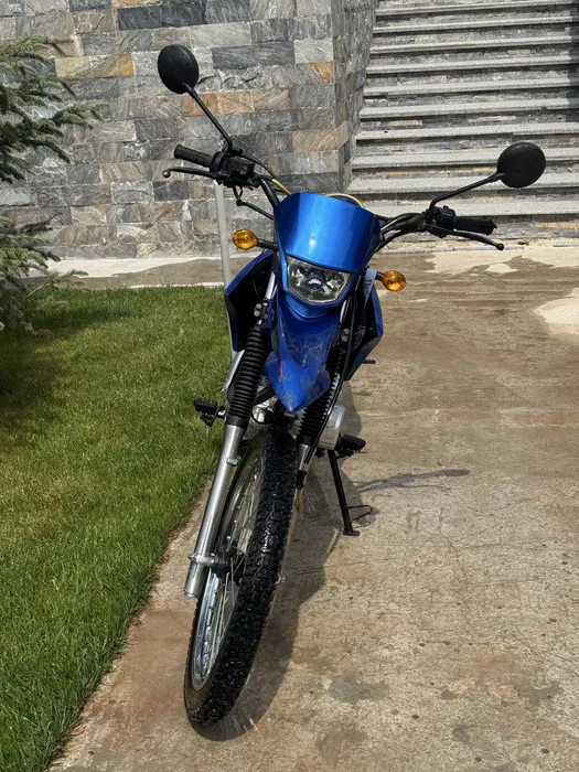 Мотоцикл новый эндуро LIFAN