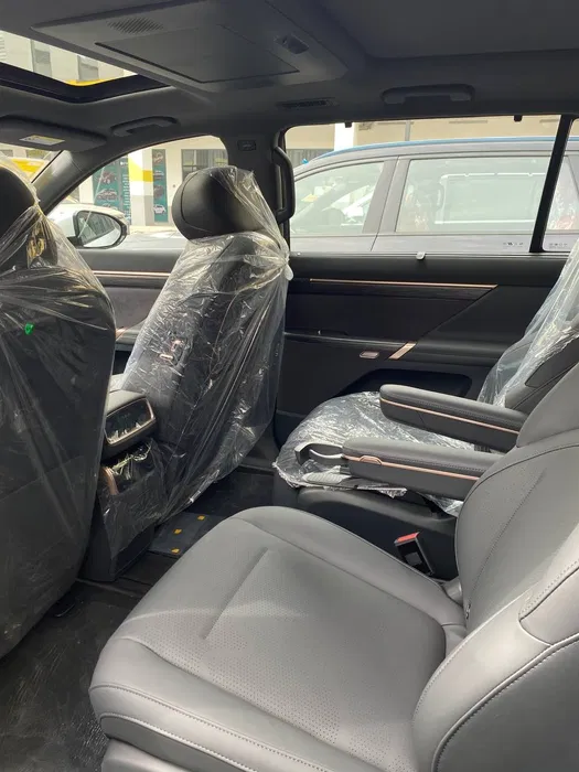 Dongfeng EP 008 ultra Restyling 2025 ELIT KOMPLEKT