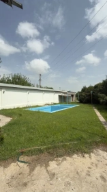 Продам, Продаётся уютная дача с большим земельным участком