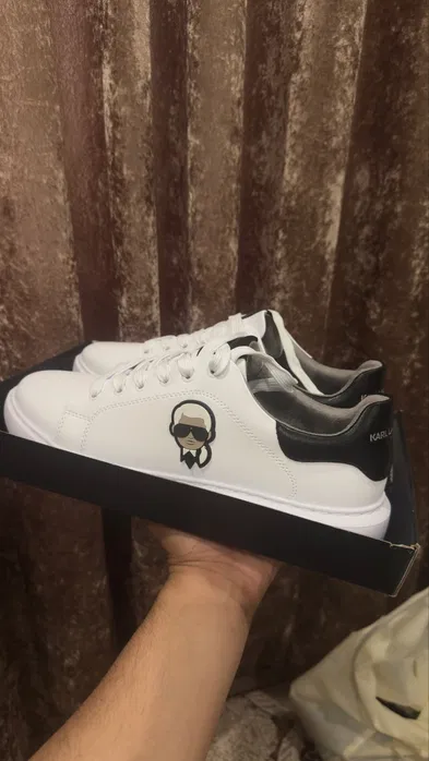 Karl Lagerfeld, размер US 10