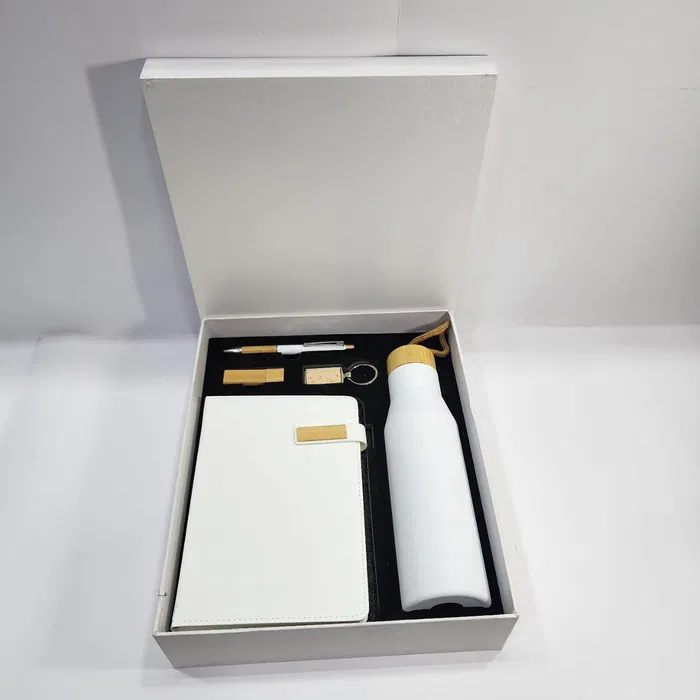 Подарочный набор с эко элементами