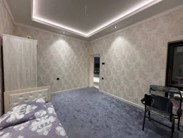 Продам, Shoshilinch!!! Uy va uchastka sotiladi. Belgilangan joy: Davlat yo'l politsiyasi garaji.