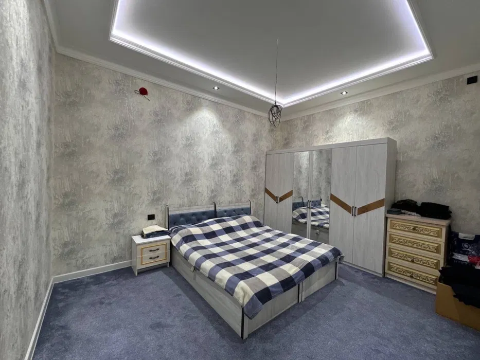 Shoshilinch!!! Uy va uchastka sotiladi. Belgilangan joy: Davlat yo