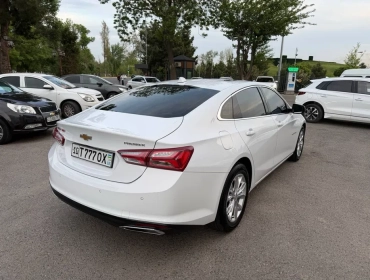 Продам, Malibu 2022 premier oq