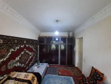 Продам, 1 Хонали жой сотилади. Гиштдан курилган домда