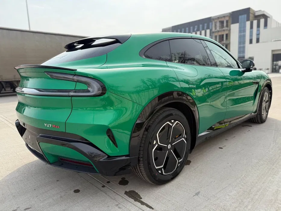 Xiaomi YU7 Max в наличии