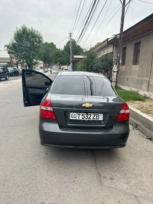 Nexia 3 sotiladi avtamat metan gaz