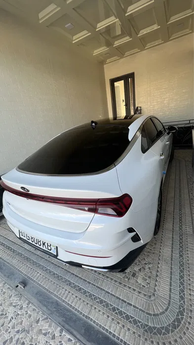 Kia k5 ideal xolatta