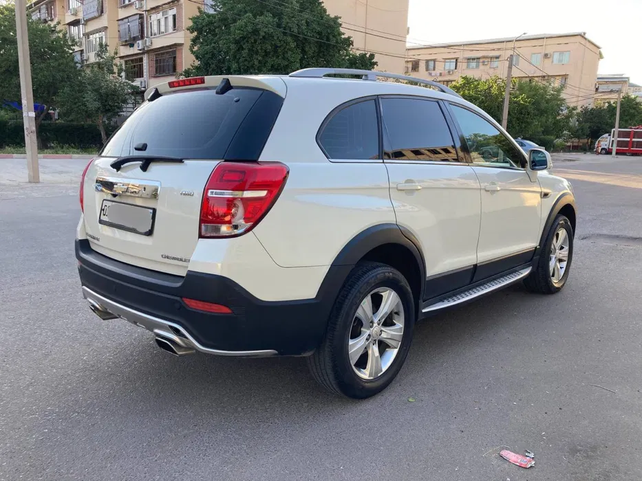 Captiva 2.4L MT 2011