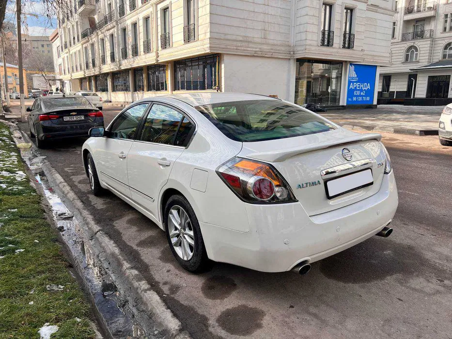 Nissan altima 2.5