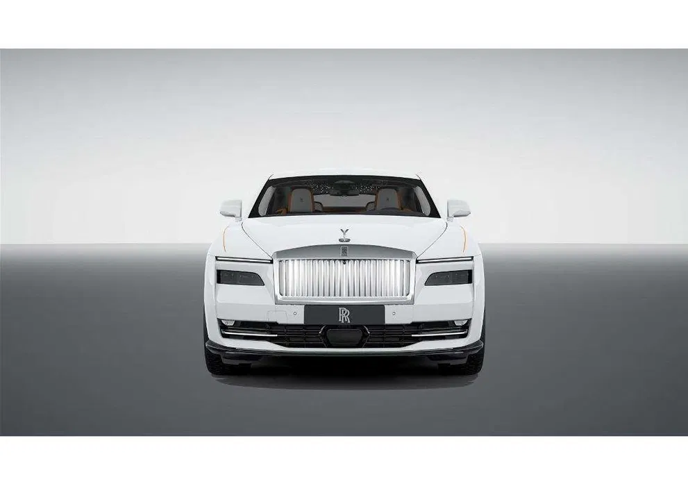 Rolls-Royce Spectre — настоящее произведение искусства