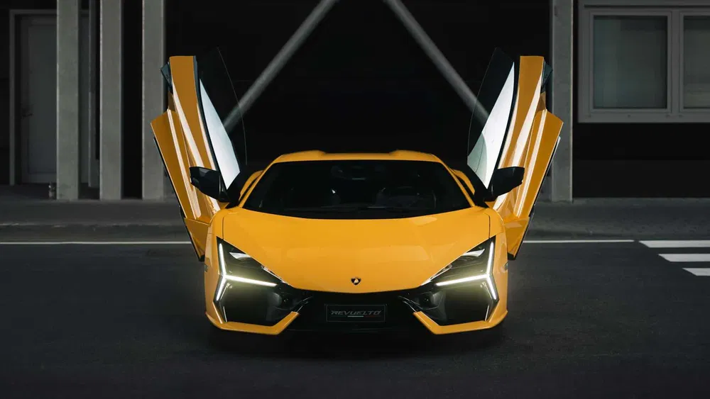 Lamborghini Revuelto