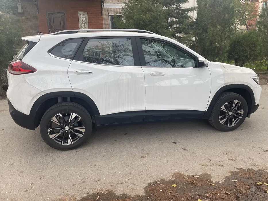 Tracker 2 Premier Год 2023