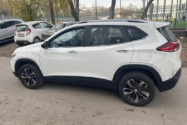 Продам, Tracker 2 Premier Год 2023