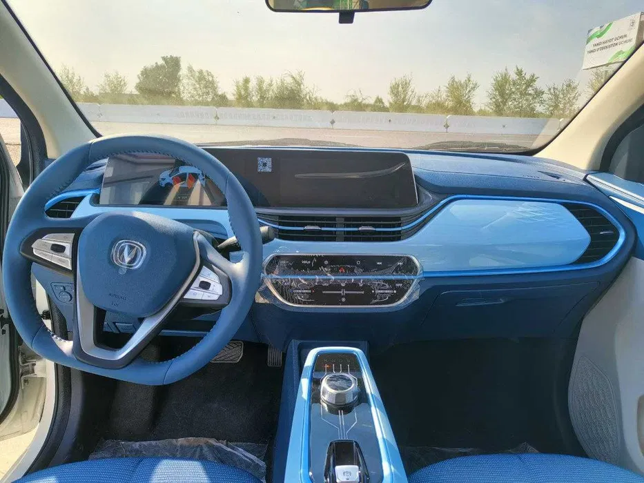 CHANGAN E-star Taxi va dastafka xizmati uchun mo