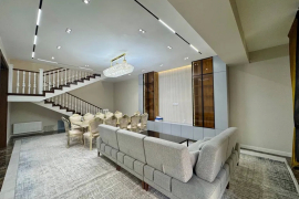 Продам, Продается Таунхаус. 2,2 сотки. 5 комнат. Бусыгина